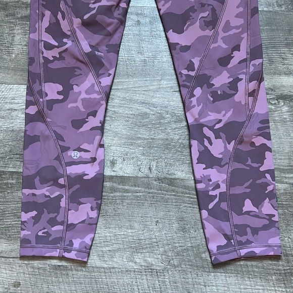 #102. Lululemon Time To Sweat Crop 23" - Picture 9 of 14